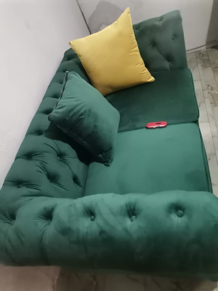 Chesterfield couches 3,2 and 1 set cost R16500 you may choose any color
