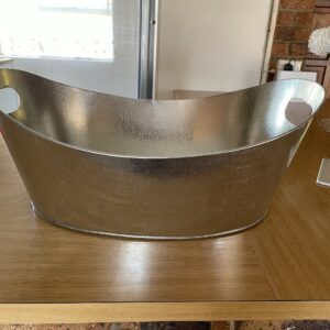 Ice buckets
60cm x40cm x25cm heightContact us for courier charges